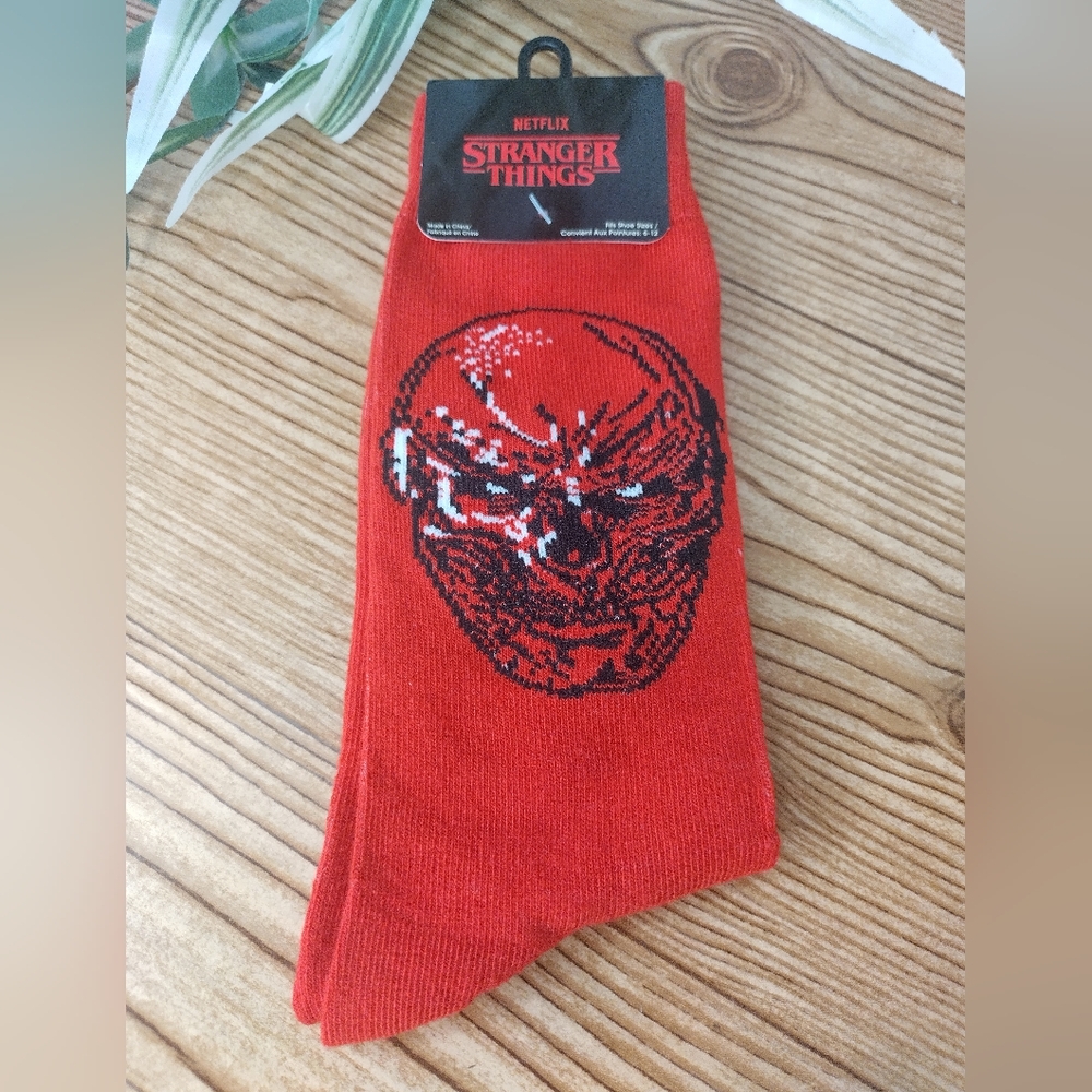 Netflix Stranger Things Red Casual Socks